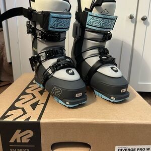 K2 Women's Winter Ski Boots - Gray and Blue